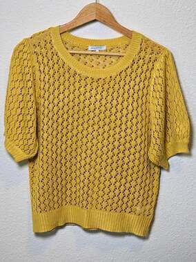 Crescent Women’s L Yellow Open-Knit Lightweight Crewneck Short Sleeve Pullover